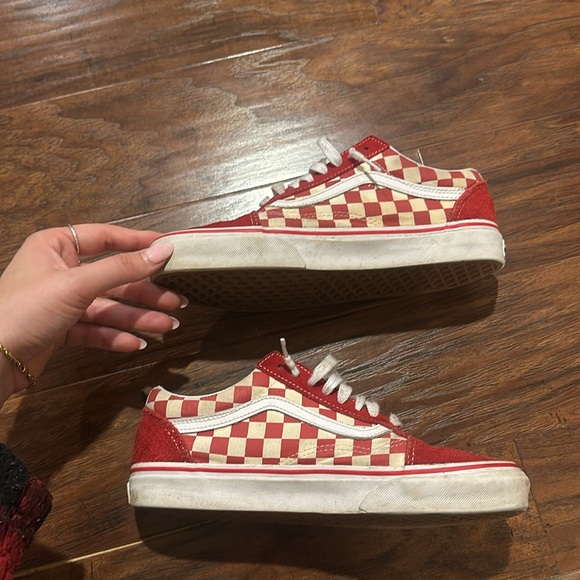 red checkered vans - Picture 5 of 5